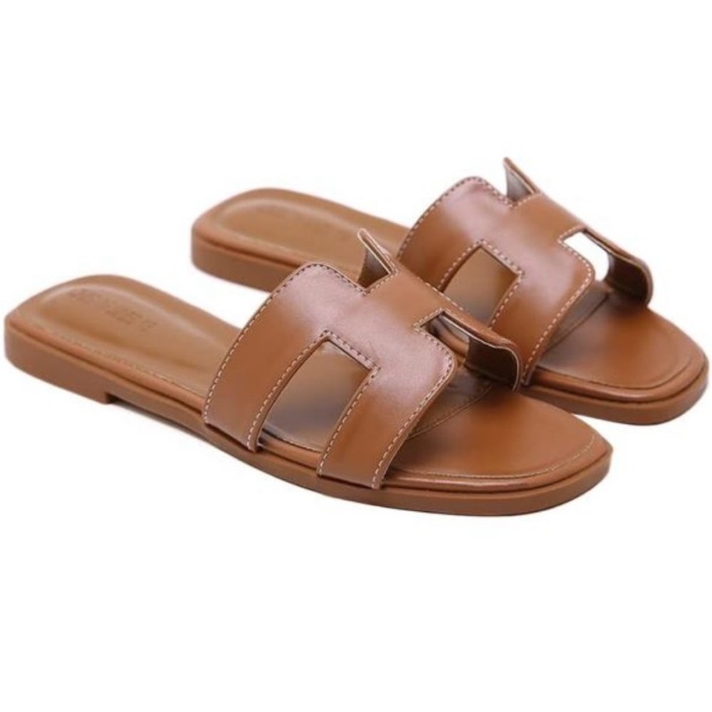 Women’s Flat Sandals - Flat slide Sandal